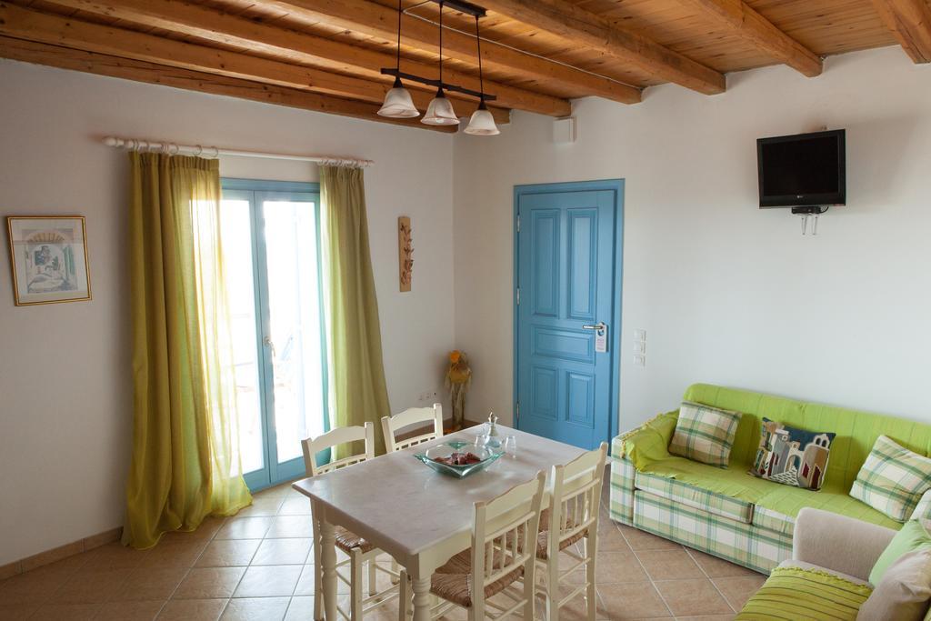 Ergina Summer Resort Antiparos Room photo